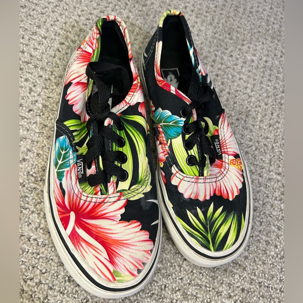 Vans Hawaiian Floral Palm Black and Pink Lace Up Sneakers Size 1